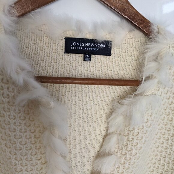 Jones New York Signature Cream Cardigan Sweater One Button Size Petite M Medium - Picture 2 of 11